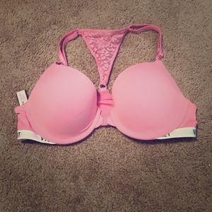 Victoria's Secret t-shirt push-up full coverage